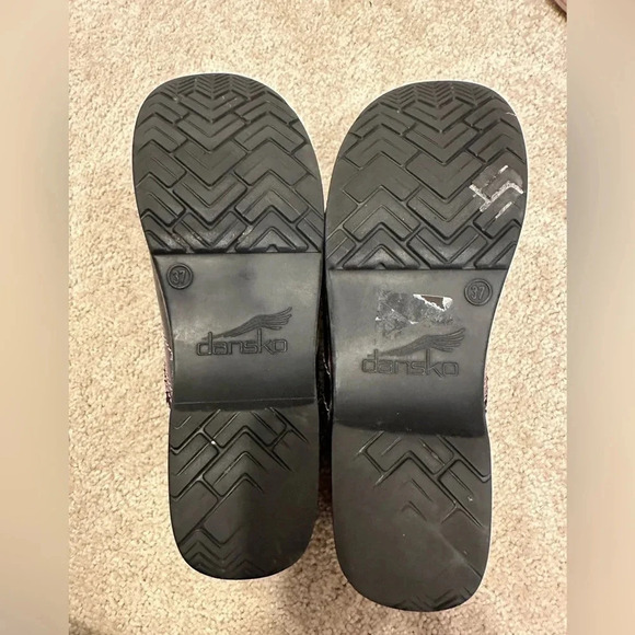 Dansko Professional Clogs Nursing Black Patent Pink Ribbon Breast Cancer size 37 - Picture 4 of 7